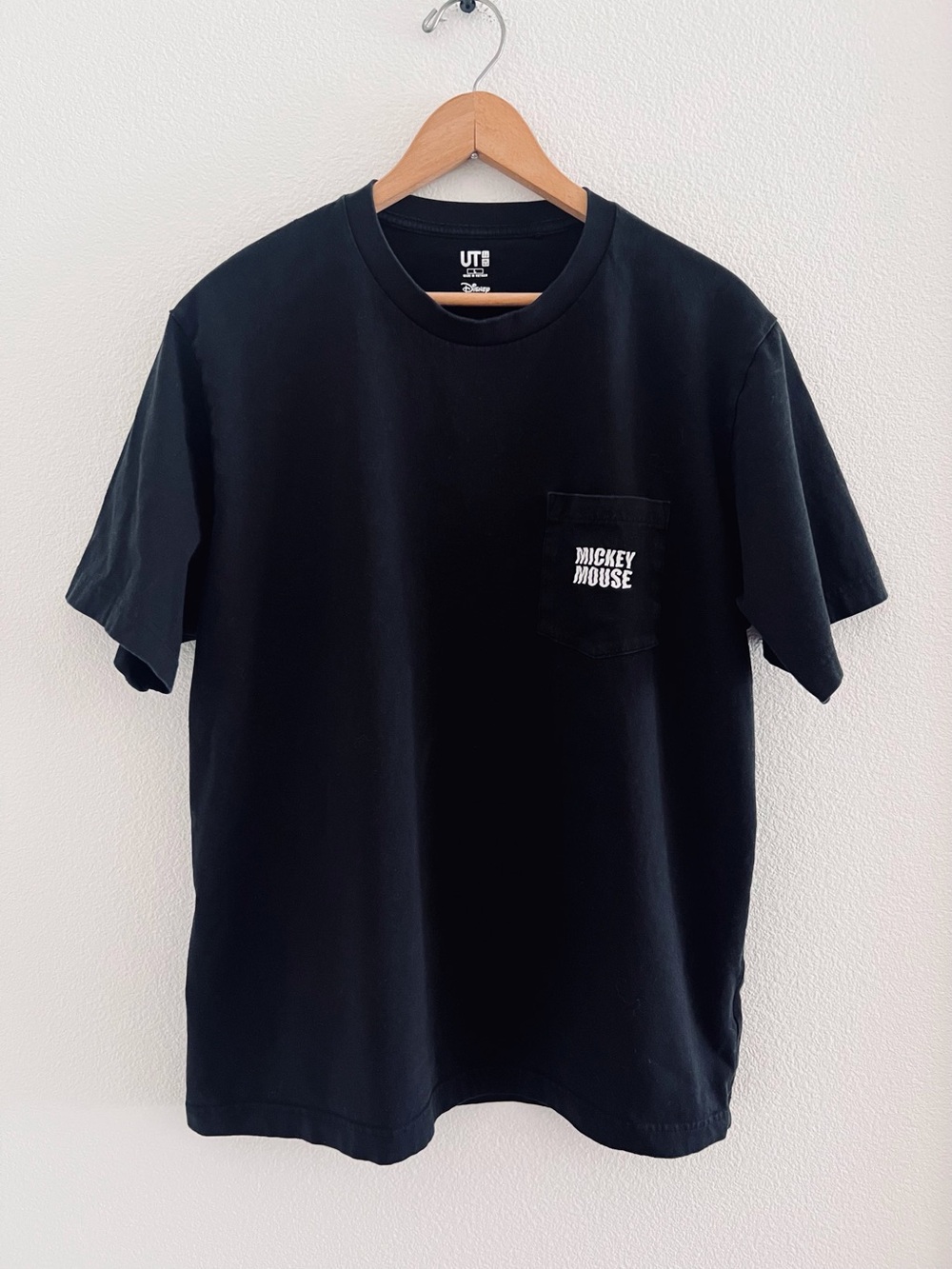 Uniqlo Disney Mickey Mouse Graphic T-Shirt